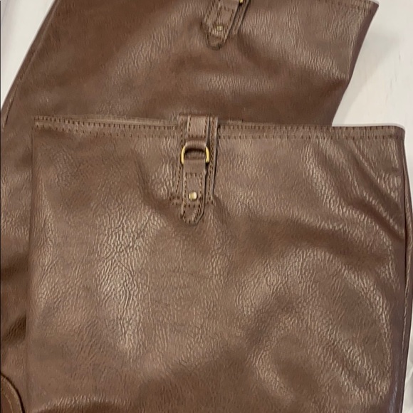 New brown boots - Picture 4 of 8